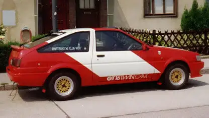 Corolla eu lackiert seitlich